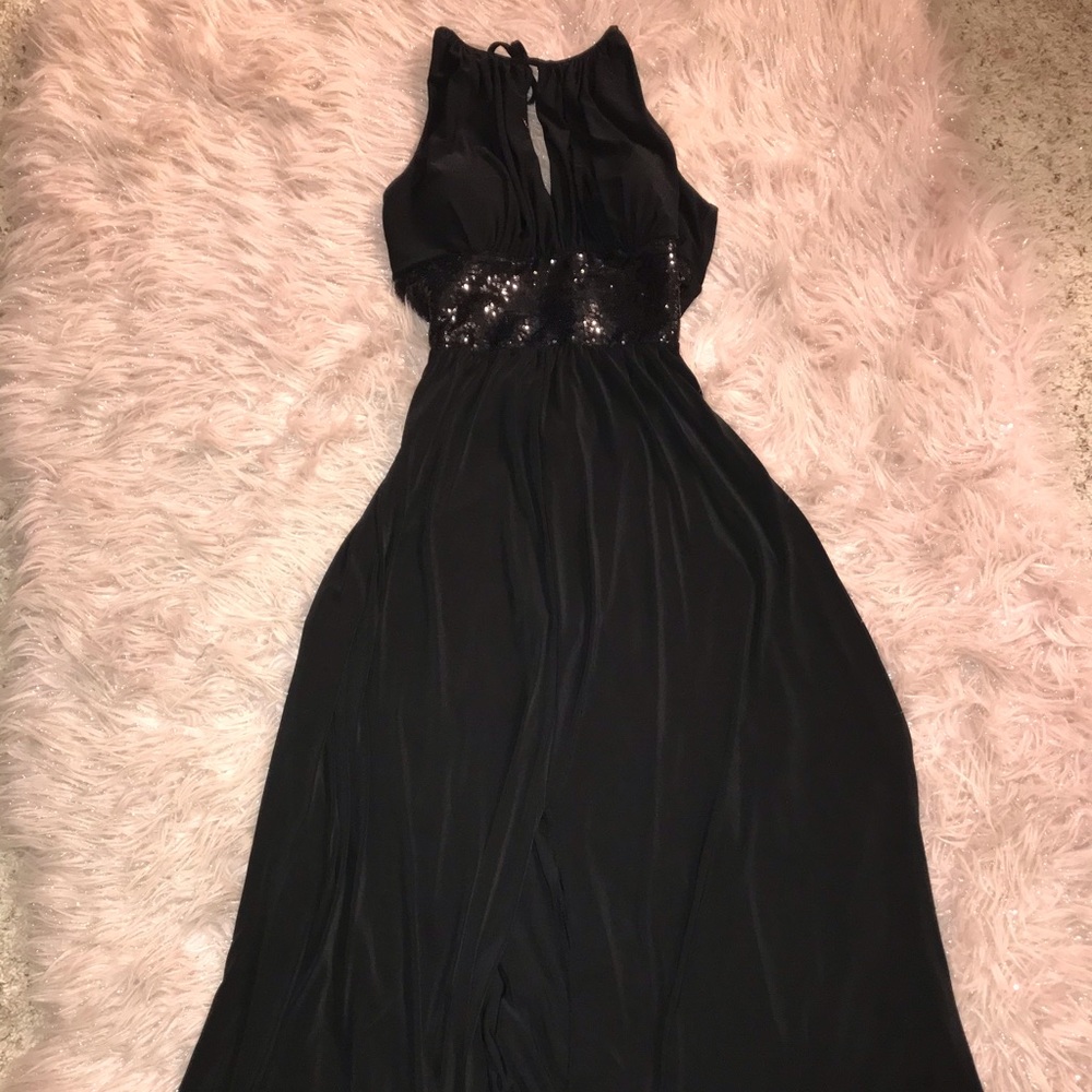 Maxi cocktail black dress